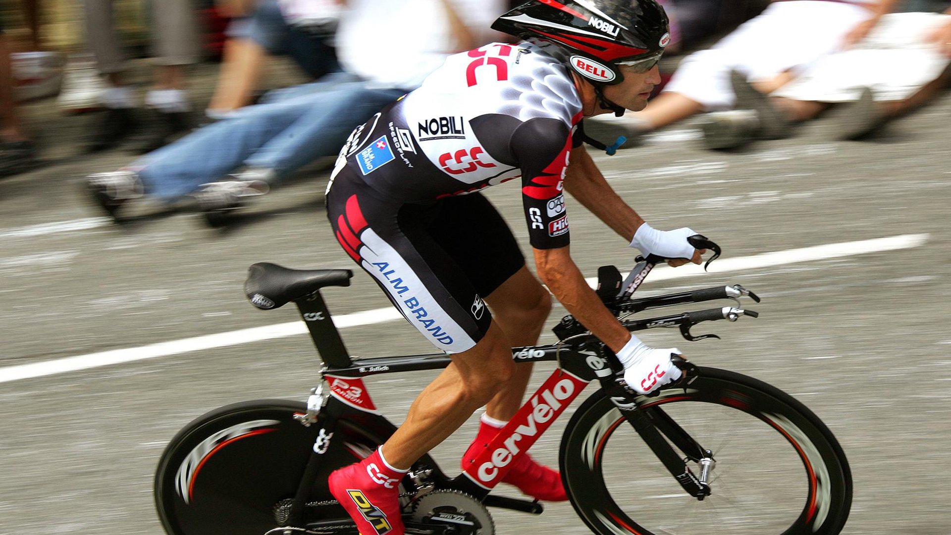 2026年世界铁人冰雪三项锦标赛 东欧选手称霸雪地赛道